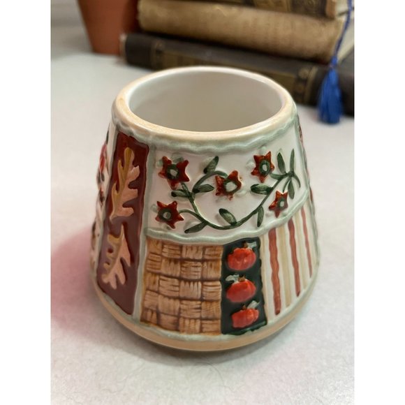 Yankee Candle Small Ceramic Candle Shade Autumn Fall Pumpkin Acorns Leaves - Picture 6 of 10
